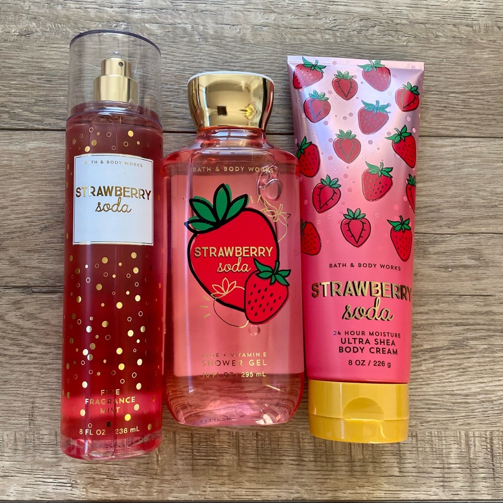 BBW Strawberry Soda Body Scent Shower Gel Body Cream Set